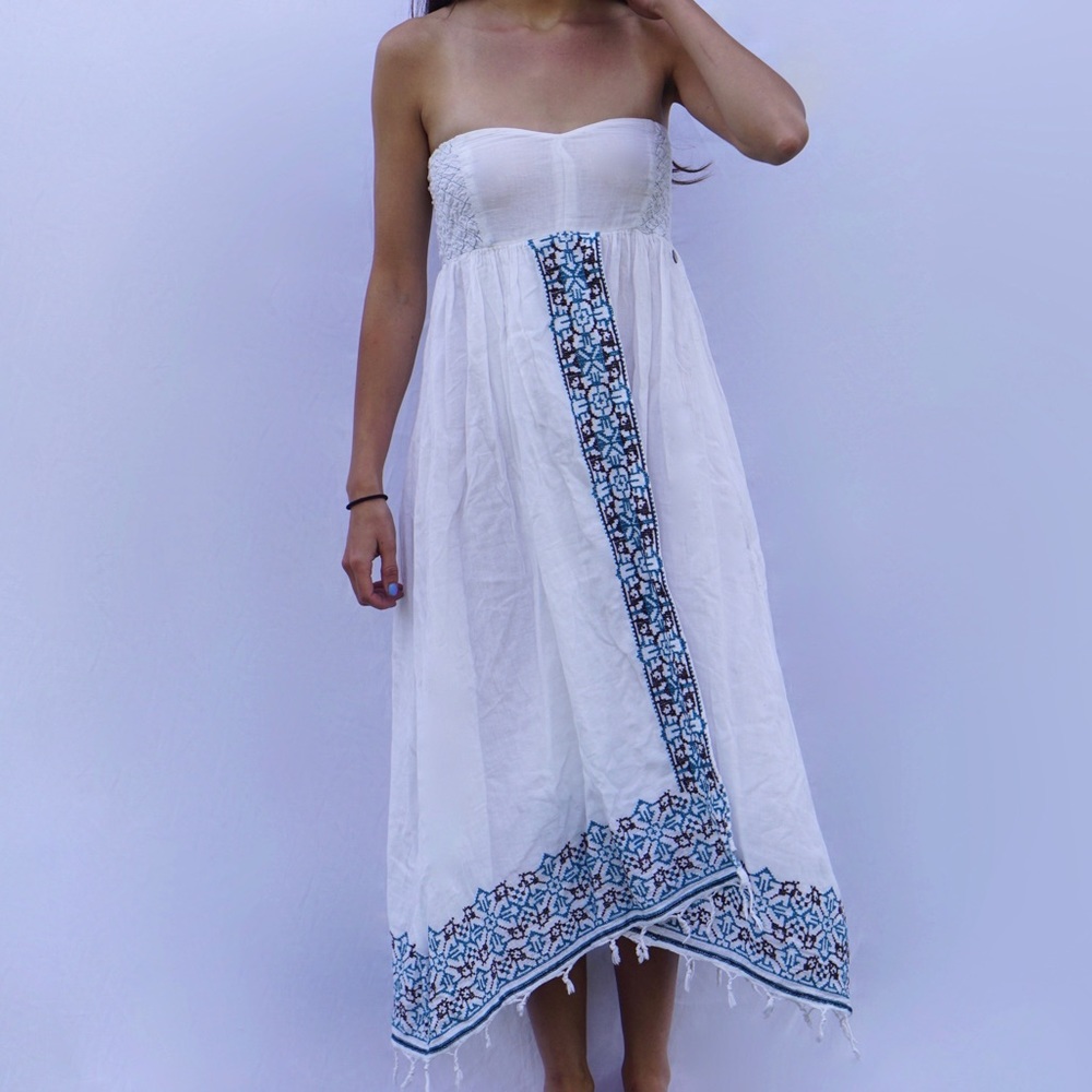 Breezy strapless linen Roxy dress